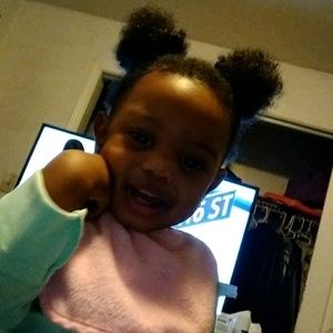 Meet your Posher, Alexus